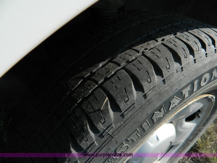 image for item G7501 2006 Ford F150 pickup truck