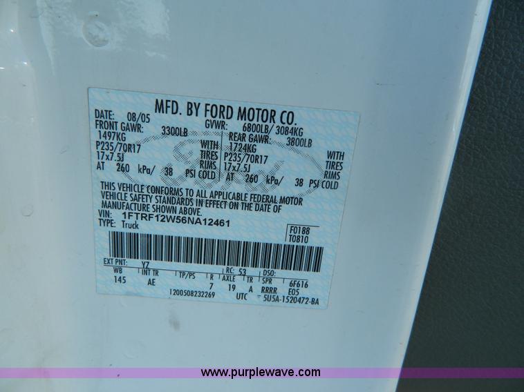 image for item G7501 2006 Ford F150 pickup truck