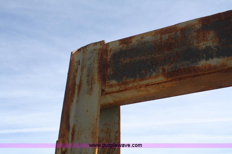 image for item K9912 Hydraulic press frame and cylinder