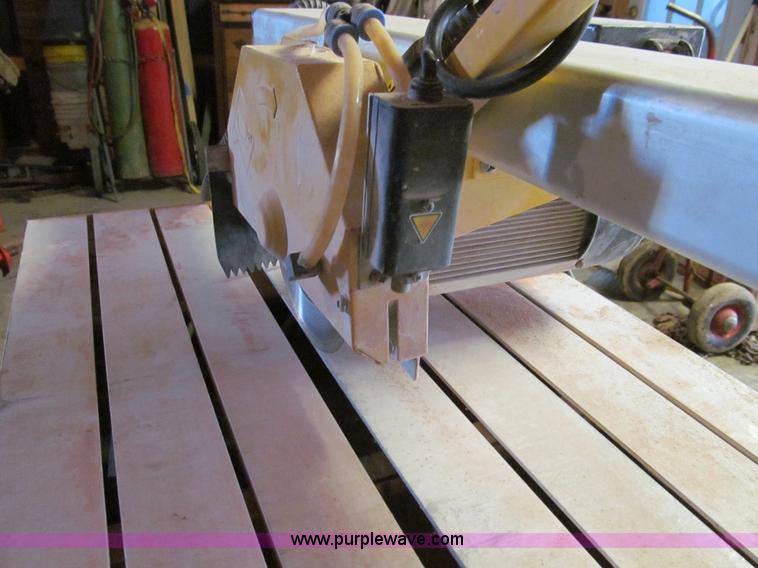 image for item O9005 2002 Bridge electric tile saw