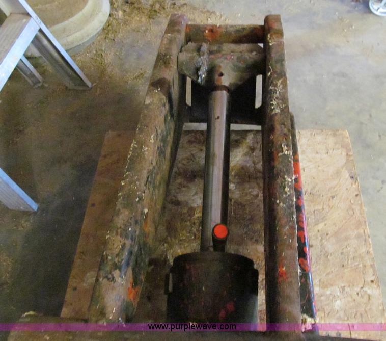 image for item O9008 Zissor truck hoist