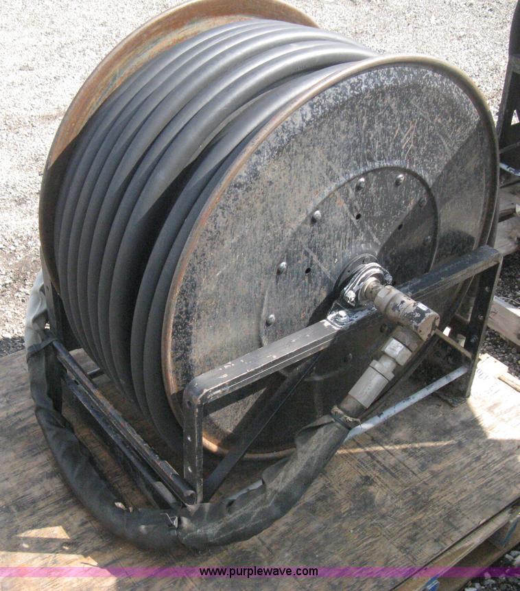 Hannay heavy duty commercial hydraulic hose reel in Wichita, KS Item R9730 sold Purple Wave