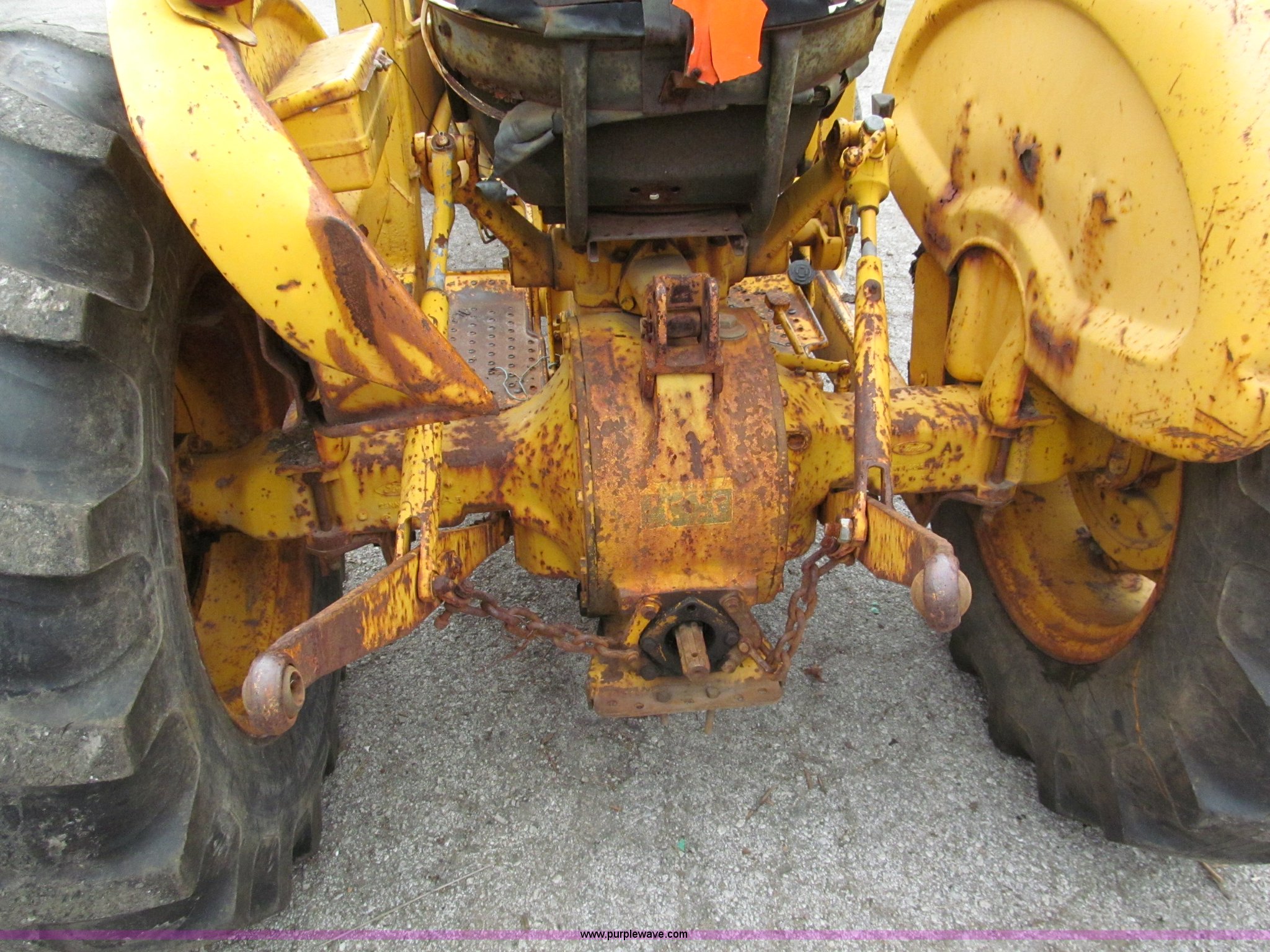 1975 Ford 335 industrial tractor in Kansas City, MO | Item E5514 sold