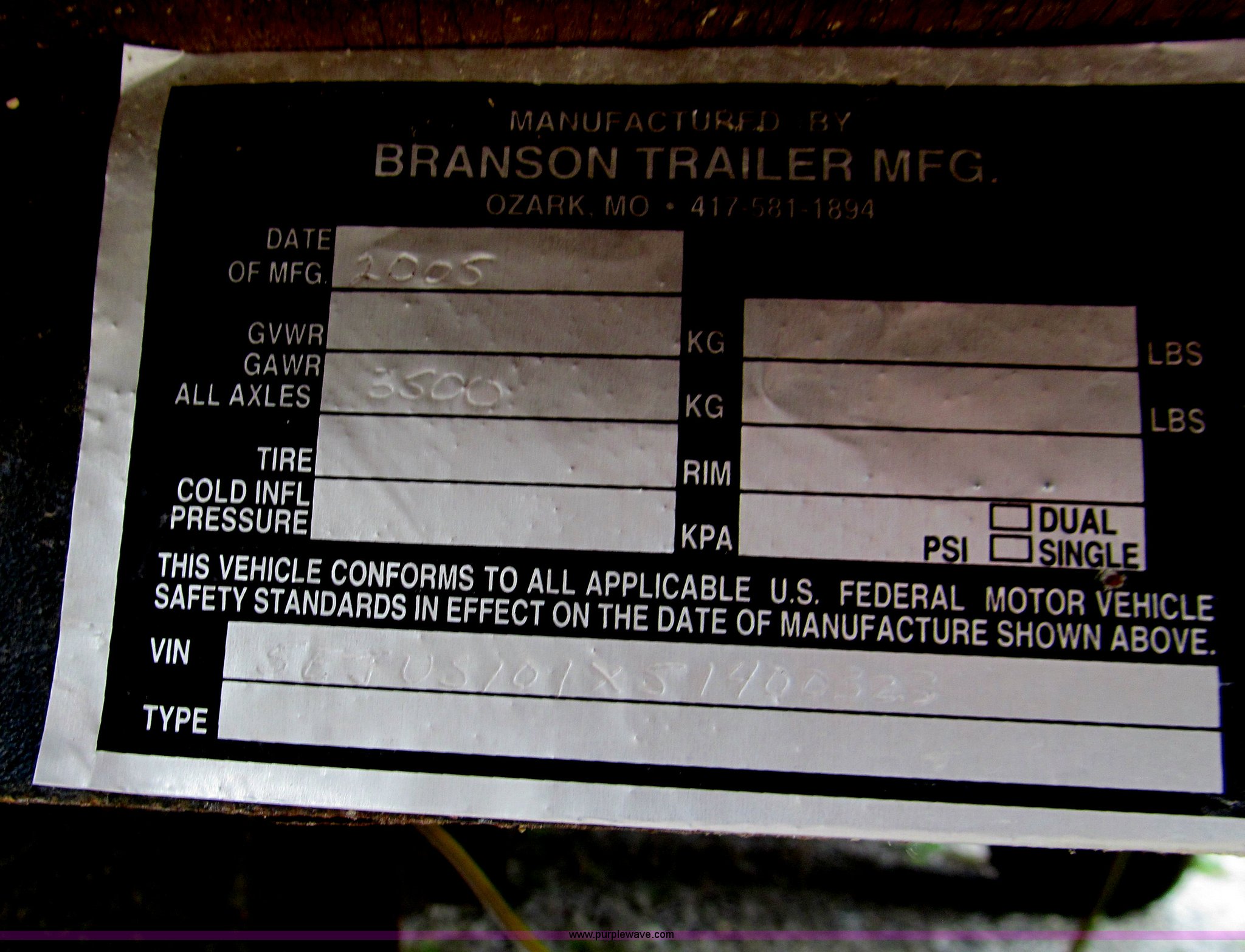 2005 Branson trailer in Lebanon, MO Item F4595 sold Purple Wave