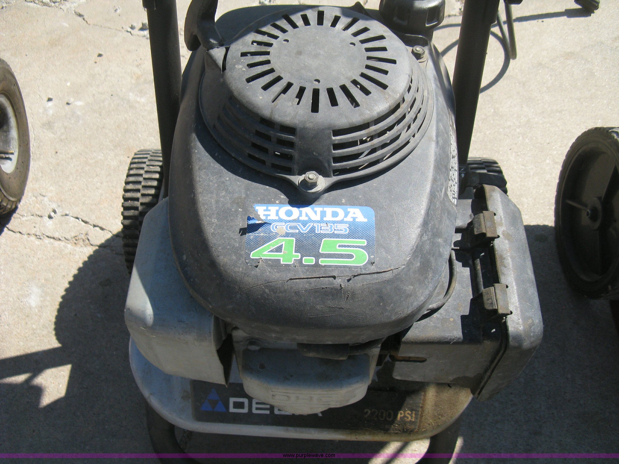 (3) pressure washers in Wichita, KS Item R9684 sold Purple Wave
