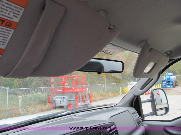 image for item A8478 2005 Ford F350 XL Super Duty service truck