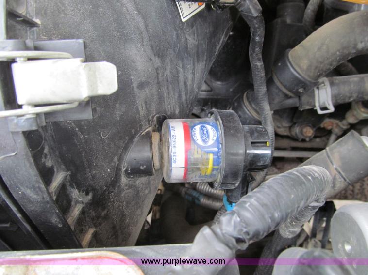 image for item A8478 2005 Ford F350 XL Super Duty service truck