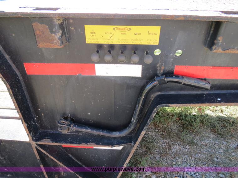 image for item B2482 2008 Ledwell Hydra-Tail 48' trailer