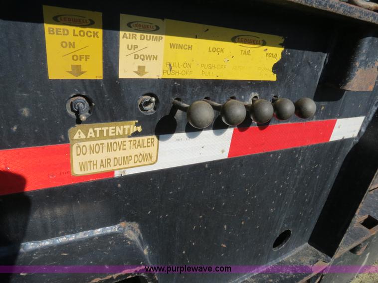 image for item B2482 2008 Ledwell Hydra-Tail 48' trailer