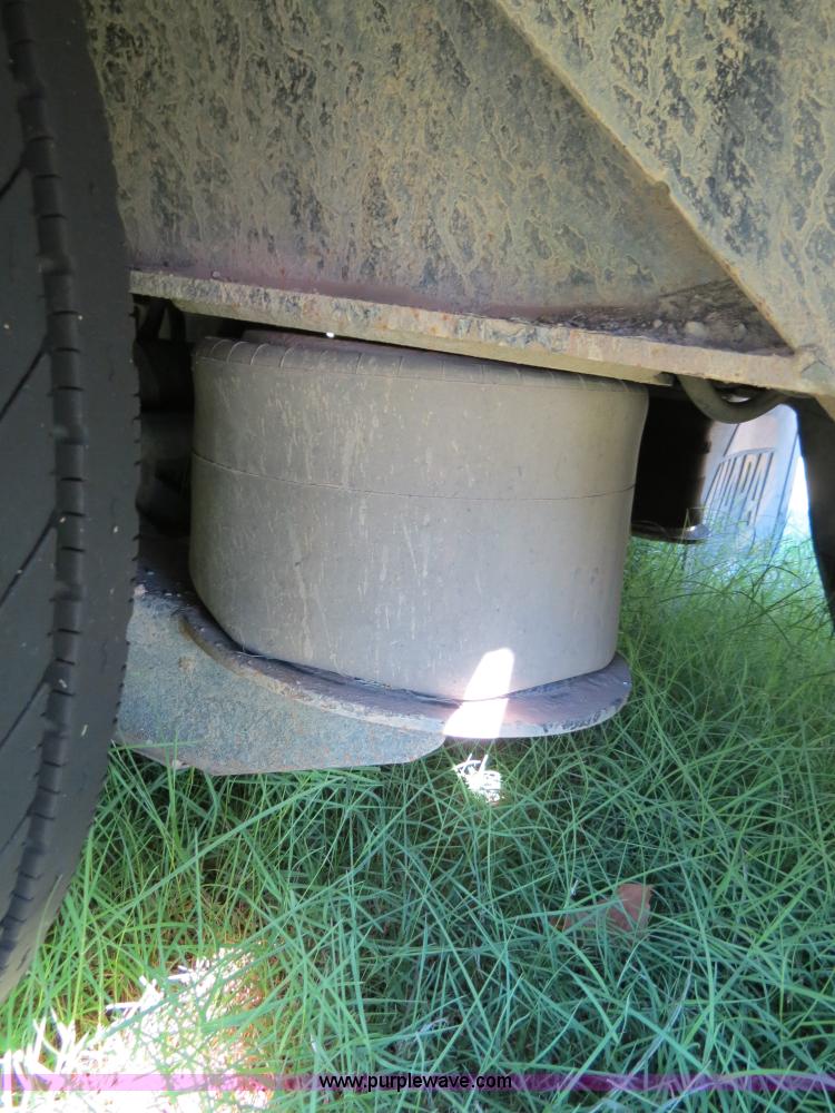 image for item B2482 2008 Ledwell Hydra-Tail 48' trailer