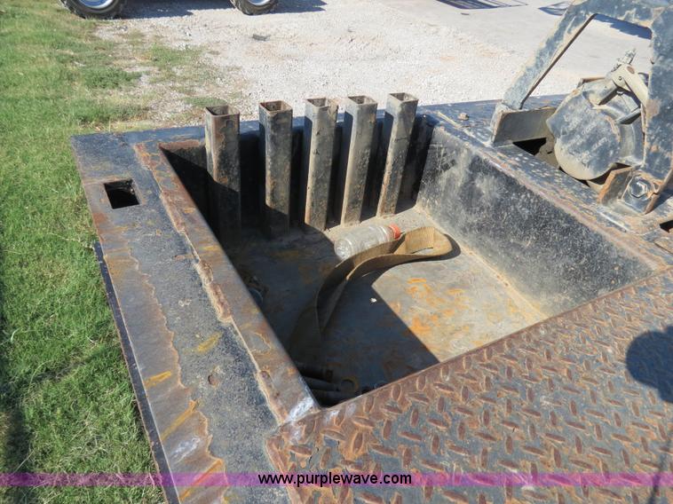 image for item B2482 2008 Ledwell Hydra-Tail 48' trailer