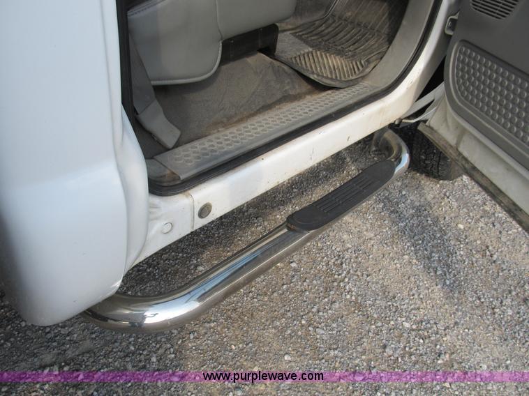 image for item B2871 2005 Ford F350 XL Super Duty service truck