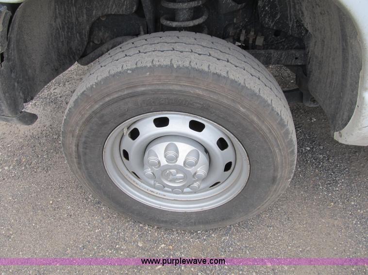 image for item B2882 2008 Dodge Ram 2500 HD Big Horn Edition pickup truck