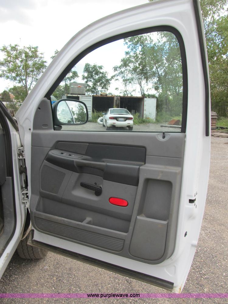 image for item B2882 2008 Dodge Ram 2500 HD Big Horn Edition pickup truck