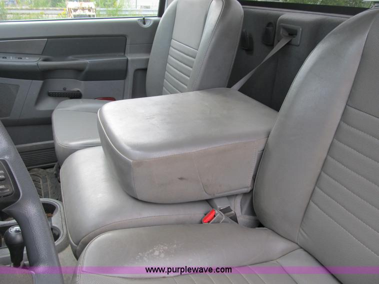 image for item B2882 2008 Dodge Ram 2500 HD Big Horn Edition pickup truck