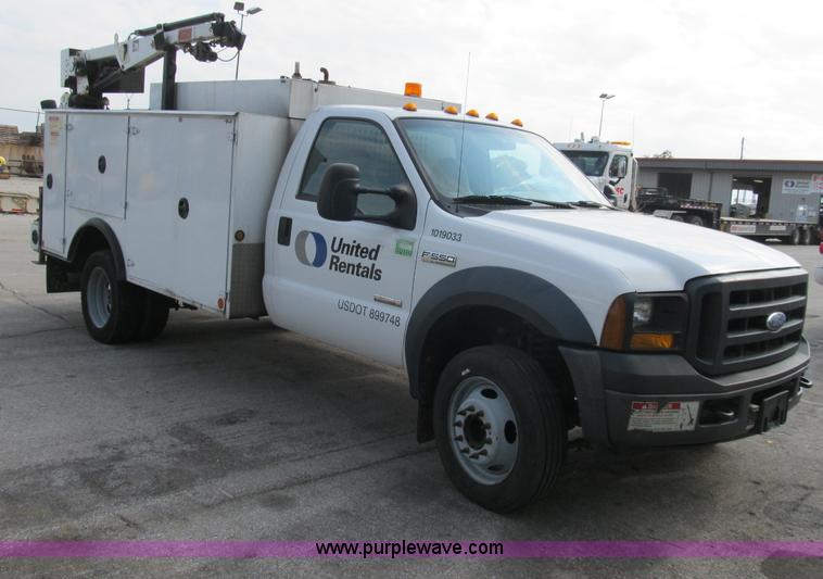 image for item B2907 2007 Ford F550 XL Super Duty service truck