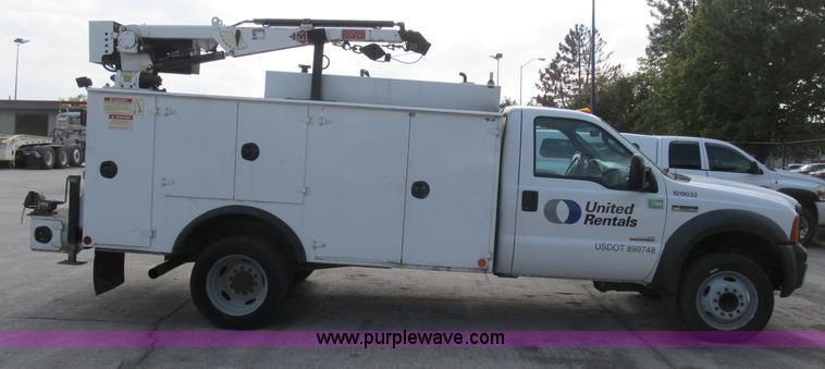 image for item B2907 2007 Ford F550 XL Super Duty service truck
