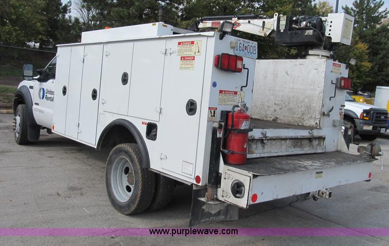 image for item B2907 2007 Ford F550 XL Super Duty service truck