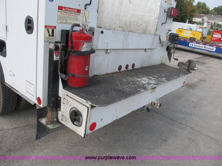 image for item B2907 2007 Ford F550 XL Super Duty service truck