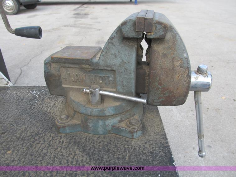 image for item B2907 2007 Ford F550 XL Super Duty service truck