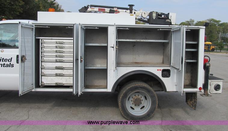 image for item B2907 2007 Ford F550 XL Super Duty service truck