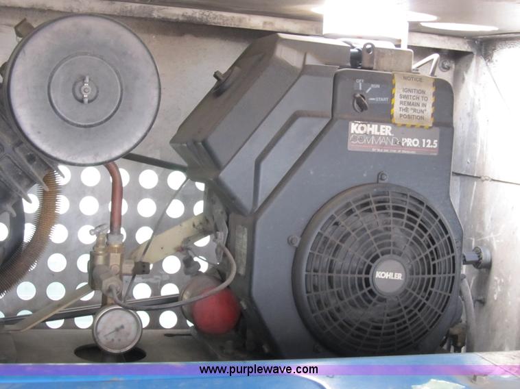 image for item B2907 2007 Ford F550 XL Super Duty service truck