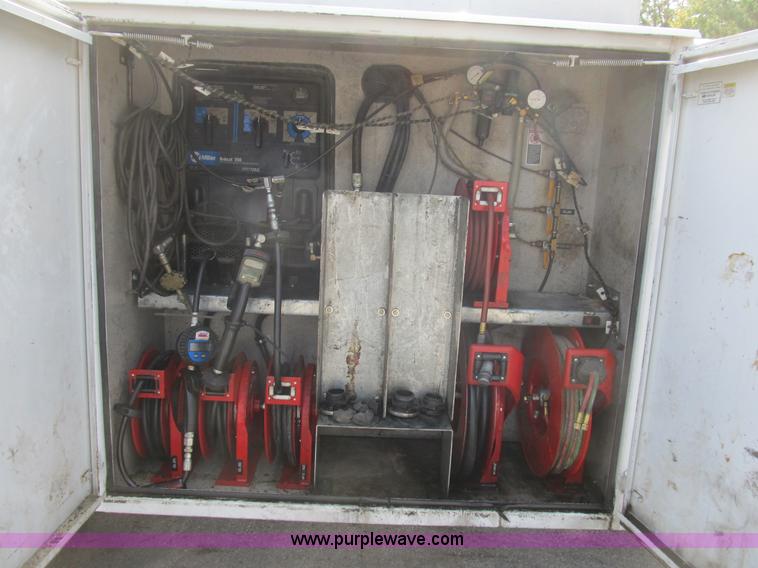 image for item B2907 2007 Ford F550 XL Super Duty service truck