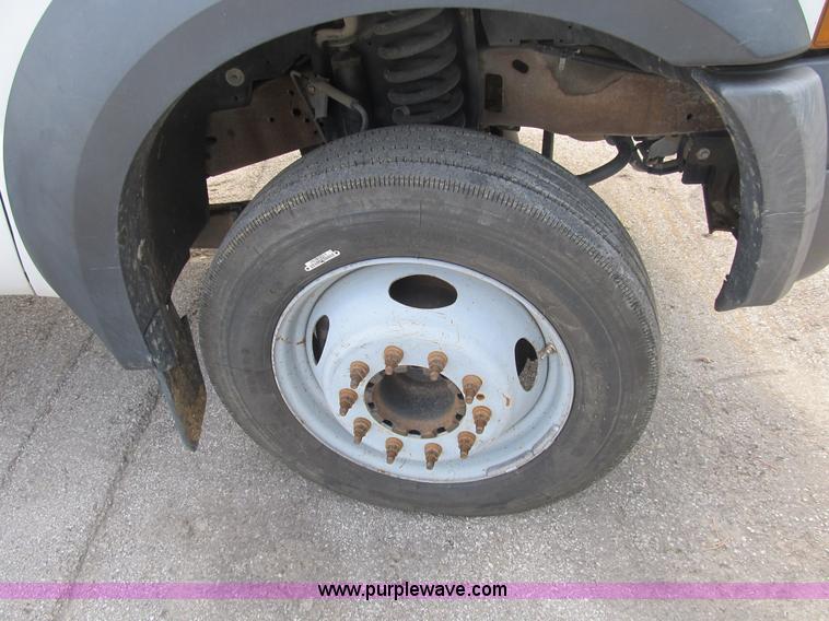 image for item B2907 2007 Ford F550 XL Super Duty service truck
