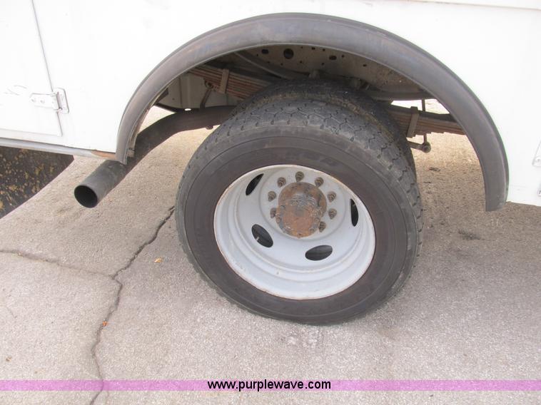 image for item B2907 2007 Ford F550 XL Super Duty service truck