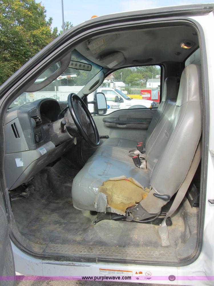 image for item B2907 2007 Ford F550 XL Super Duty service truck