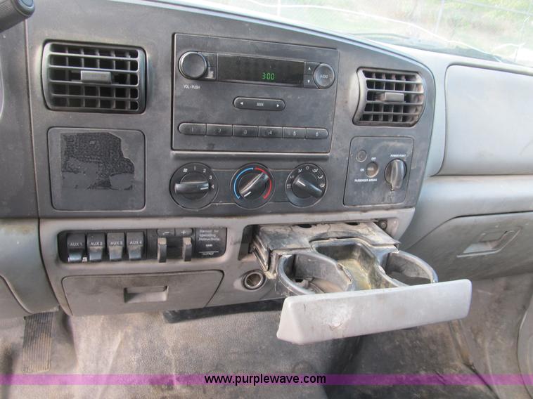 image for item B2907 2007 Ford F550 XL Super Duty service truck