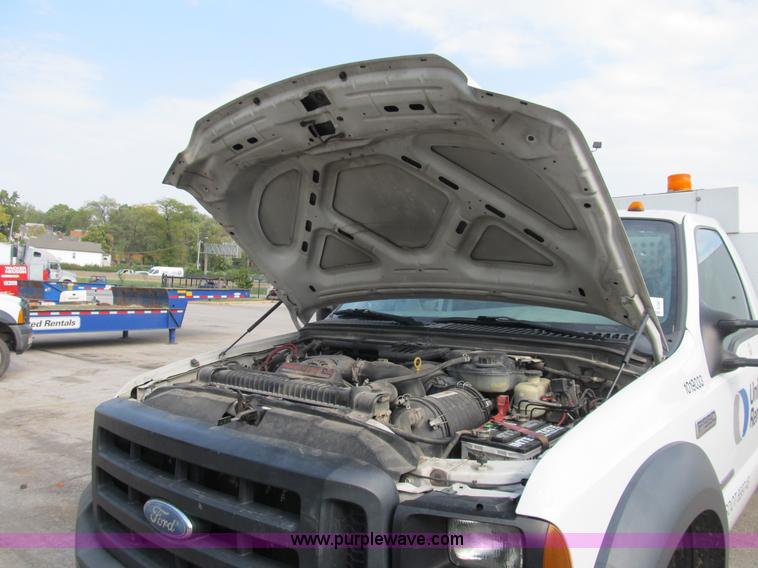 image for item B2907 2007 Ford F550 XL Super Duty service truck