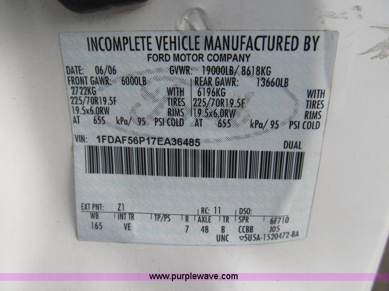 image for item B2907 2007 Ford F550 XL Super Duty service truck