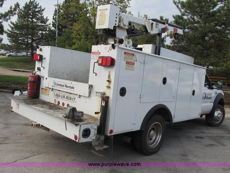 image for item B2908 2007 Ford F550 XL Super Duty service truck