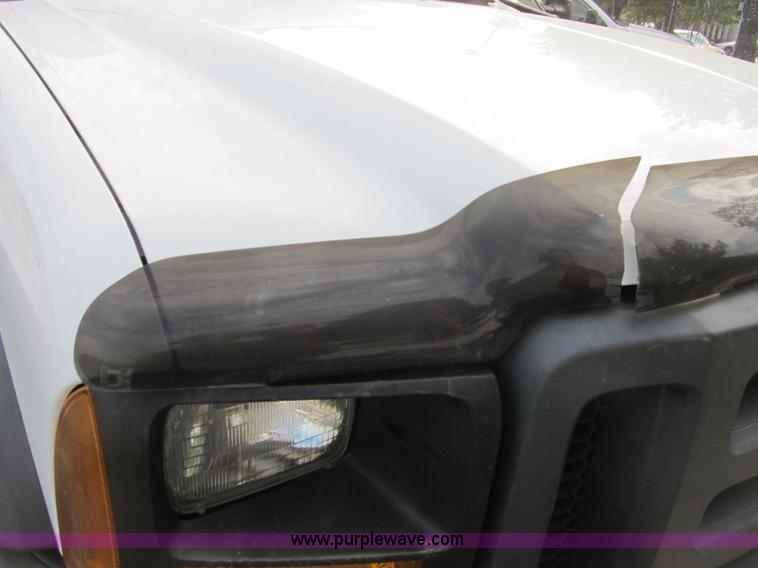 image for item B2908 2007 Ford F550 XL Super Duty service truck