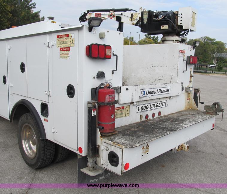 image for item B2908 2007 Ford F550 XL Super Duty service truck