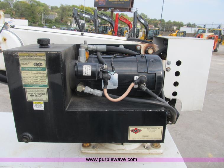 image for item B2908 2007 Ford F550 XL Super Duty service truck