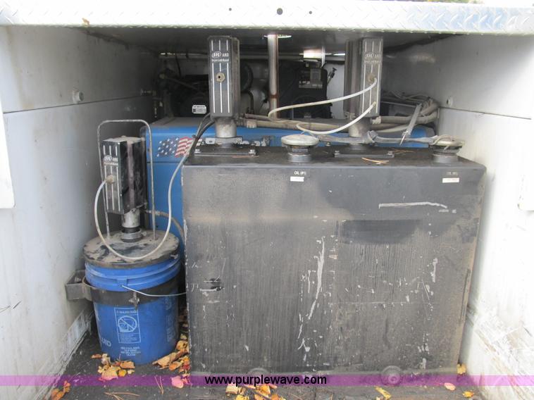 image for item B2908 2007 Ford F550 XL Super Duty service truck