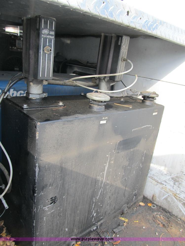 image for item B2908 2007 Ford F550 XL Super Duty service truck