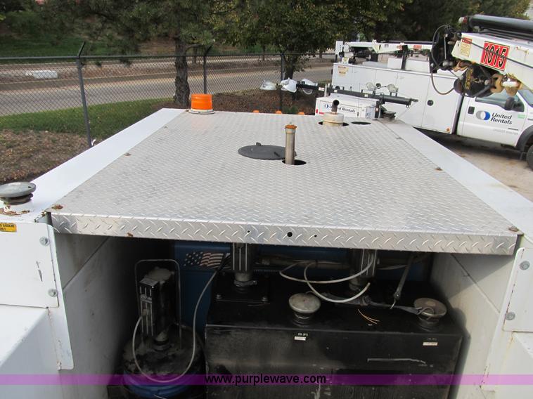 image for item B2908 2007 Ford F550 XL Super Duty service truck