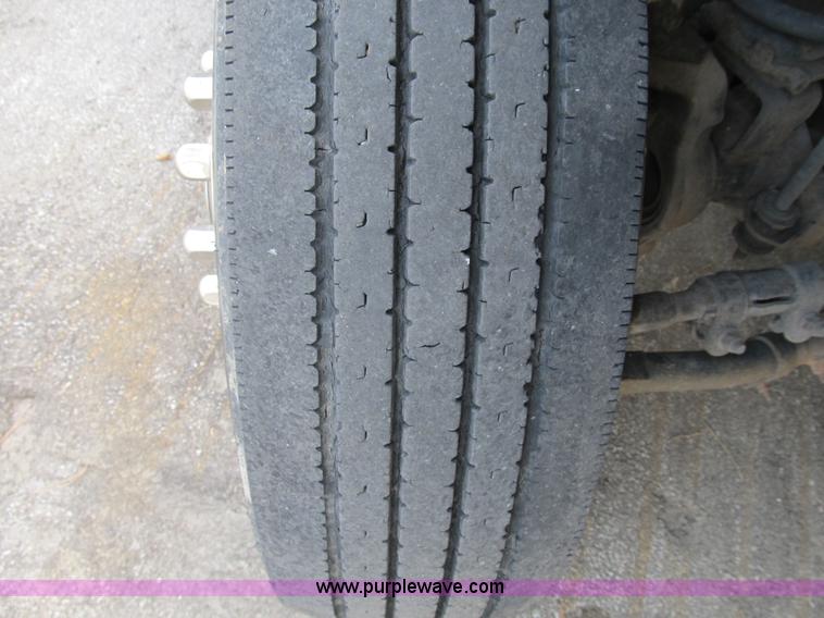 image for item B2908 2007 Ford F550 XL Super Duty service truck