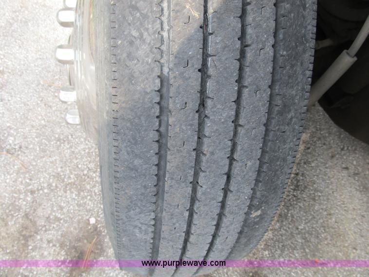 image for item B2908 2007 Ford F550 XL Super Duty service truck