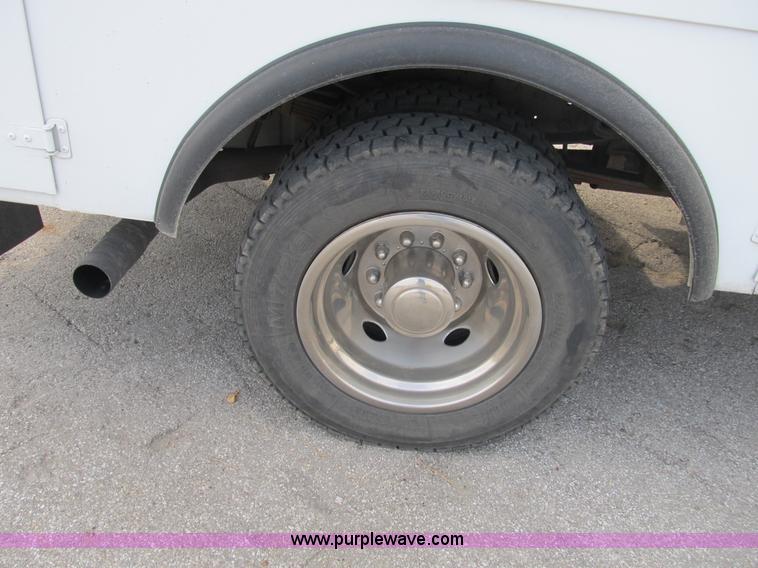 image for item B2908 2007 Ford F550 XL Super Duty service truck