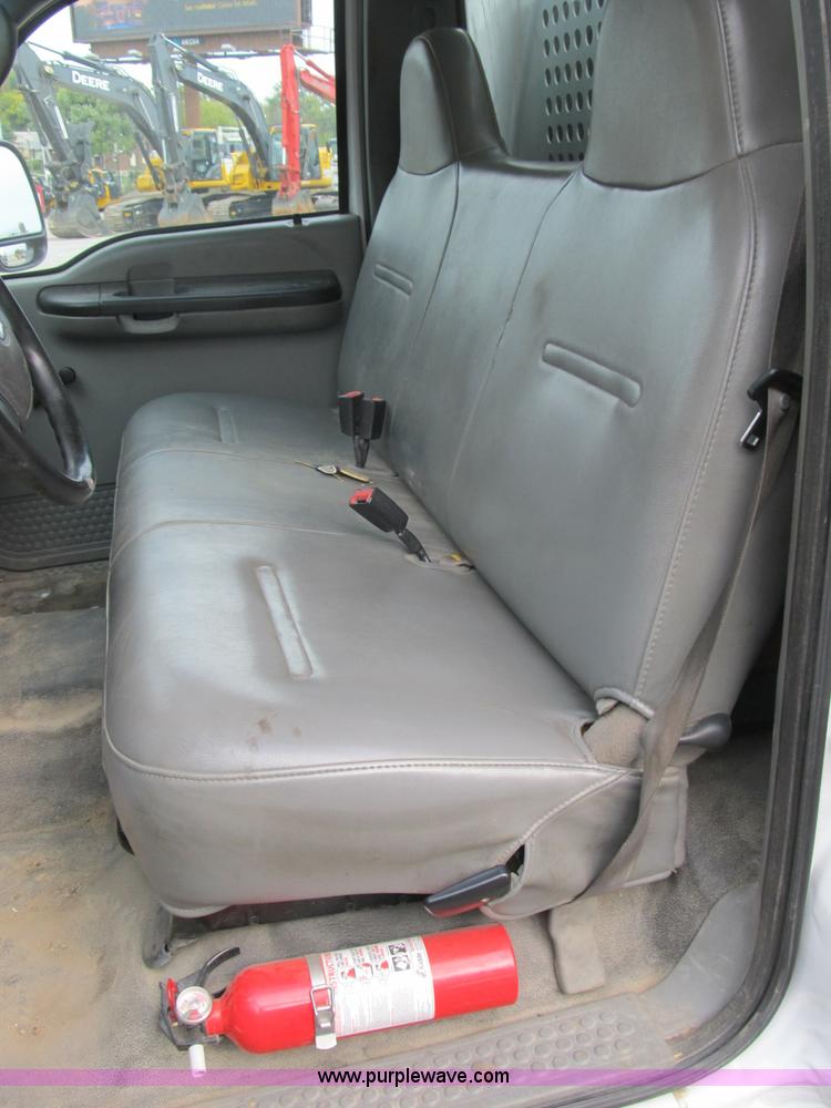 image for item B2908 2007 Ford F550 XL Super Duty service truck