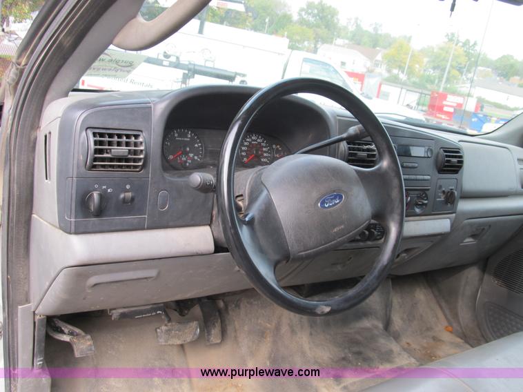 image for item B2908 2007 Ford F550 XL Super Duty service truck