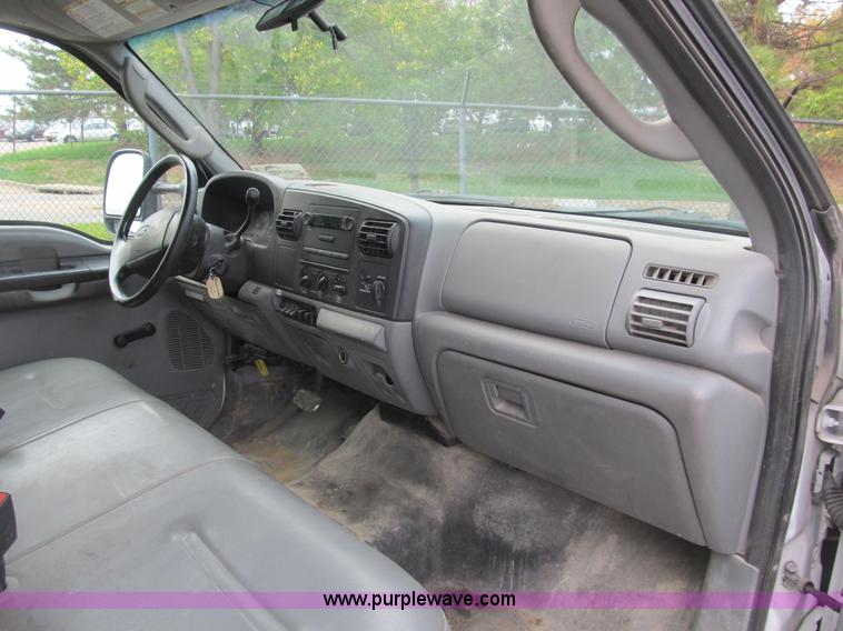 image for item B2908 2007 Ford F550 XL Super Duty service truck