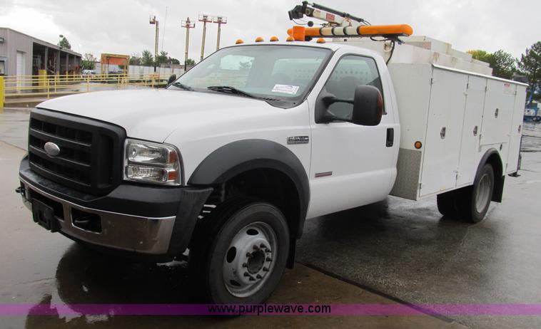 image for item B2909 2007 Ford F550 XL Super Duty service truck