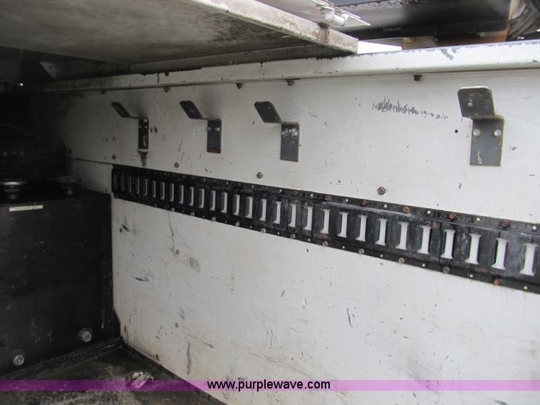 image for item B2909 2007 Ford F550 XL Super Duty service truck