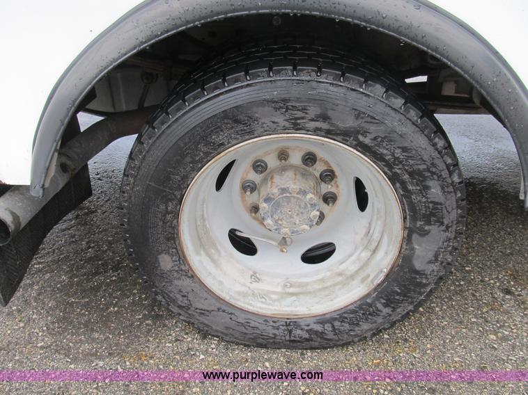image for item B2909 2007 Ford F550 XL Super Duty service truck