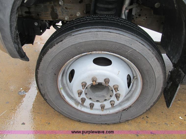 image for item B2909 2007 Ford F550 XL Super Duty service truck